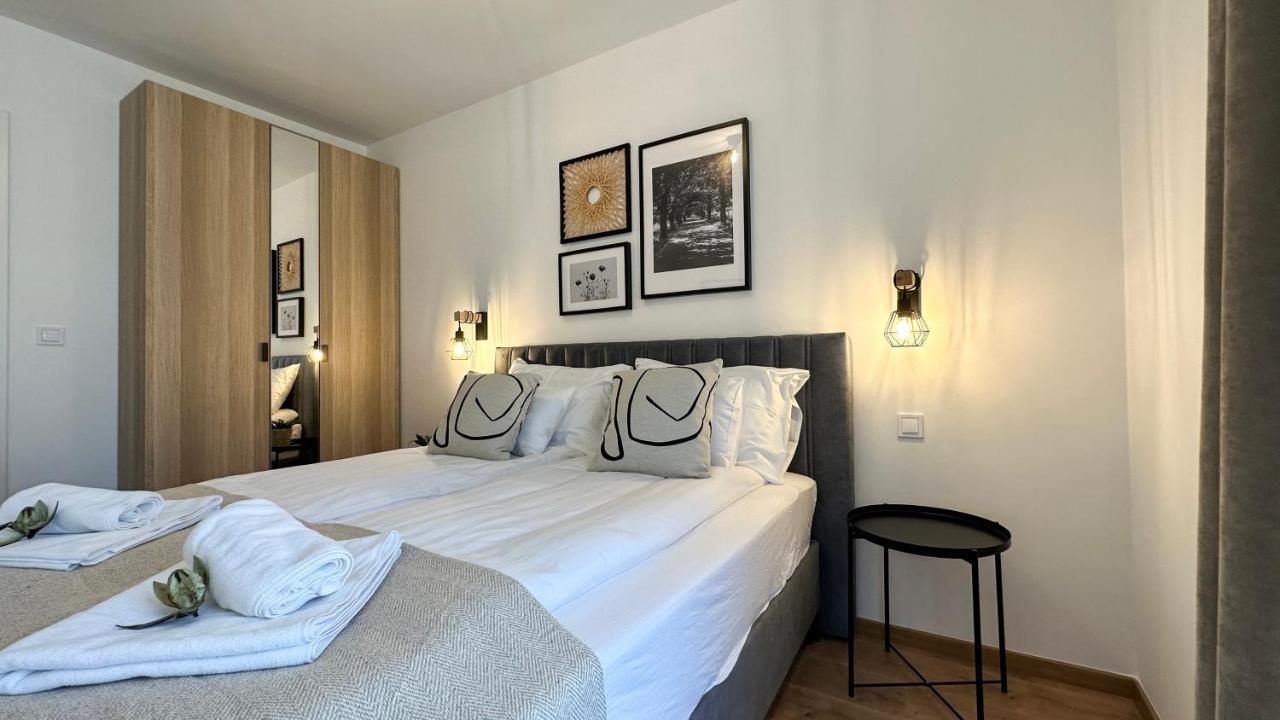 Linden Apartman 002 - Adults Only Mosonmagyarovar Exterior foto